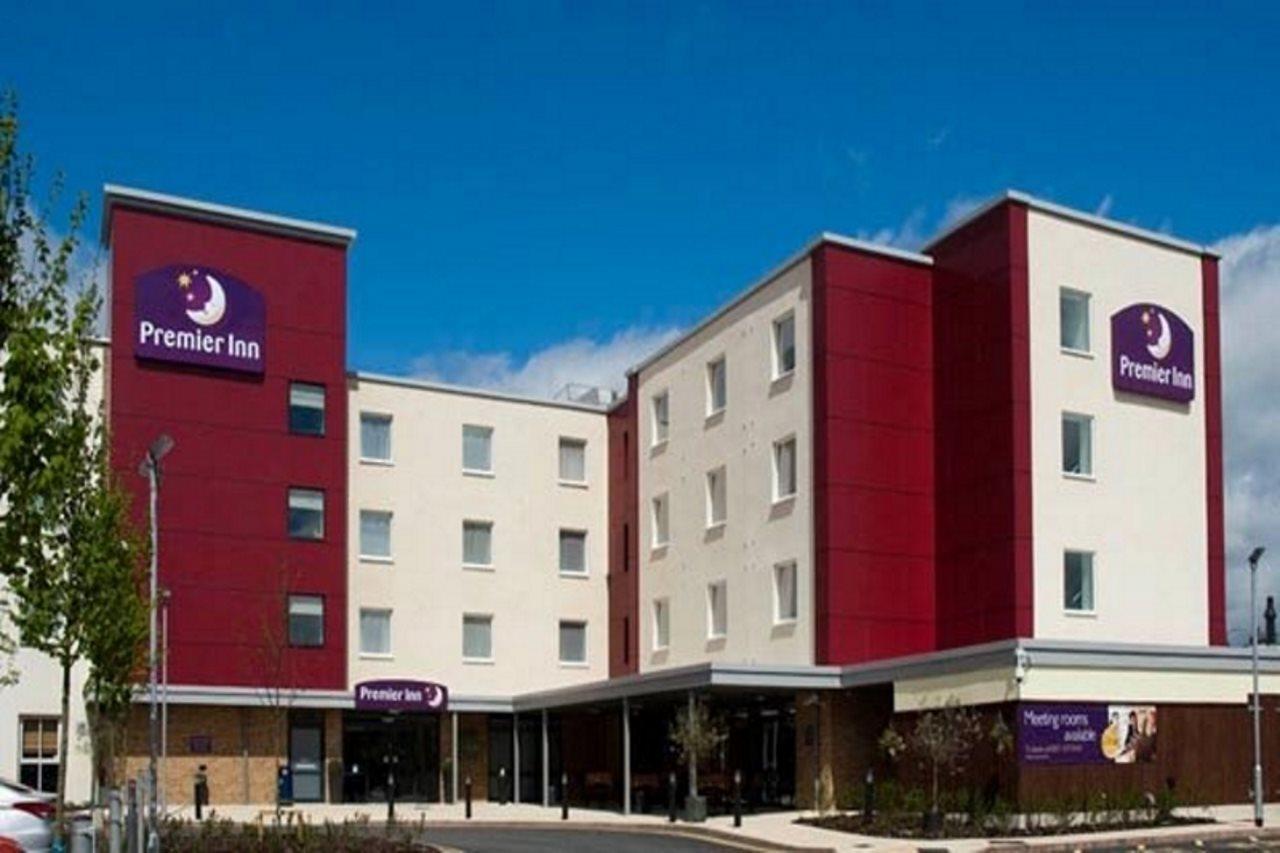 Premier Inn Bristol Cribbs Causeway Filton Exterior foto